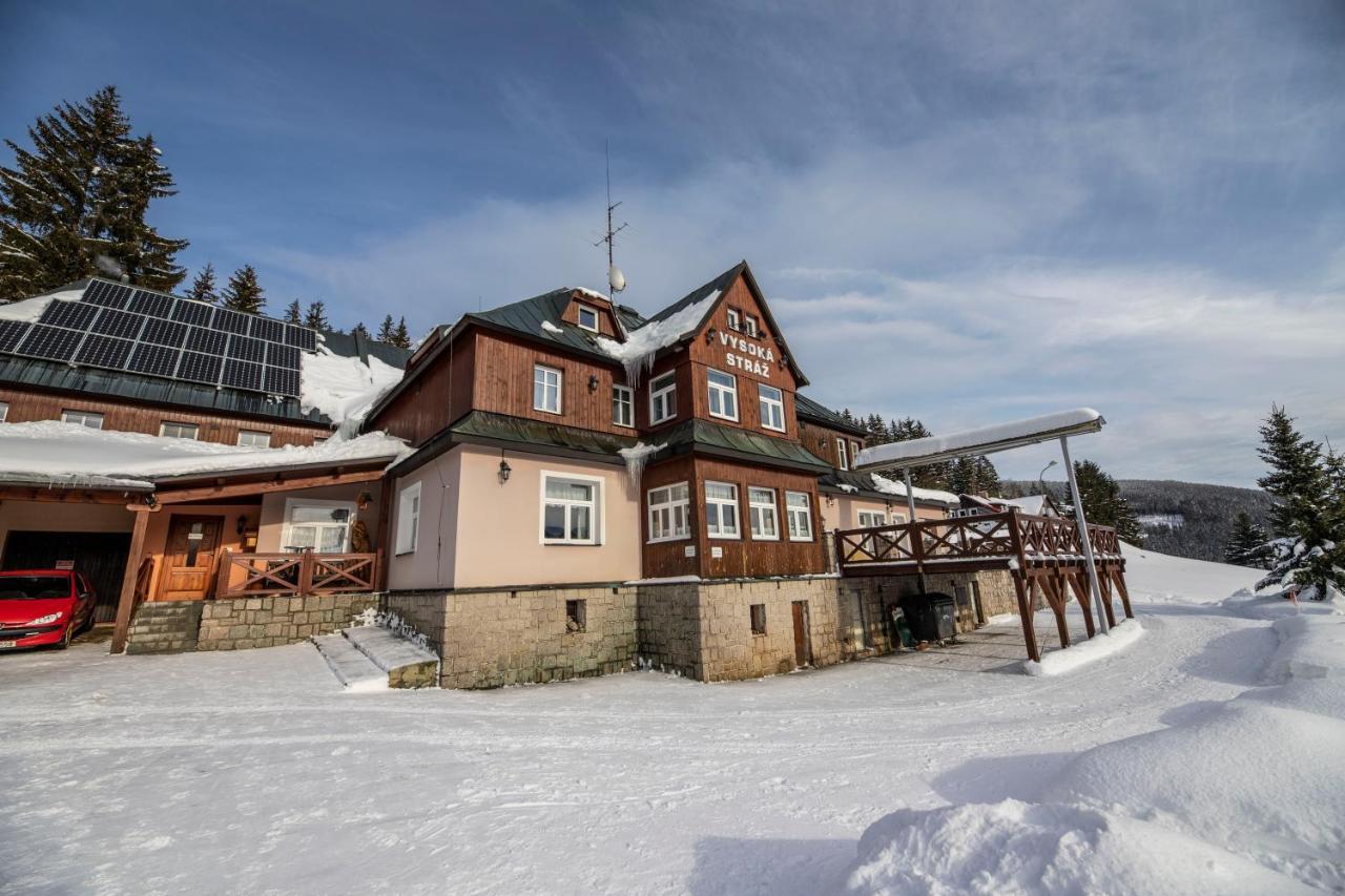 Penzion Vysoka Straz Pec pod Snezkou Exterior photo